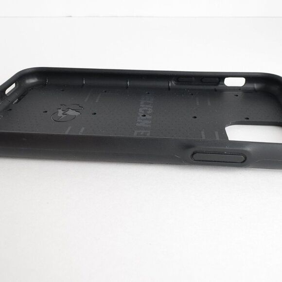 Pelican Protector Series iPhone 11 Pro Case with EMS Car Vent Mount (Black) - Picture 6 of 10